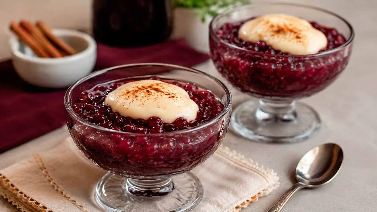 Sagu de Vinho com Creme de Baunilha