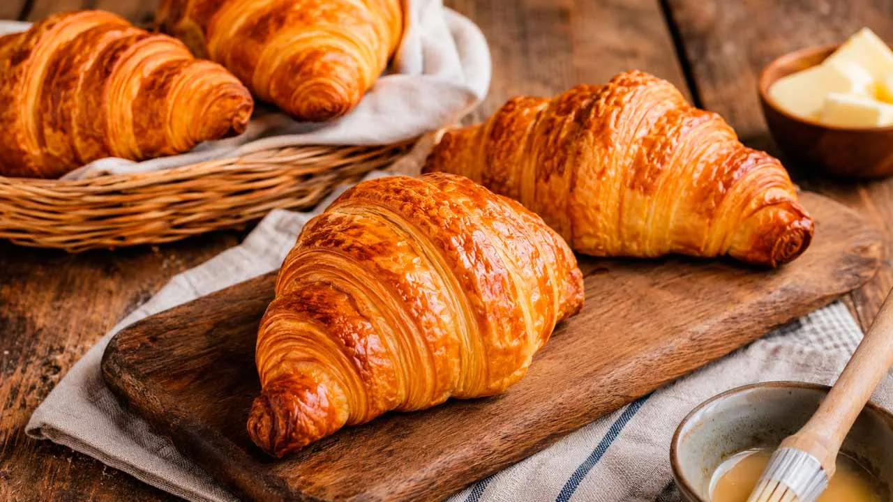 Croissant com Massa Folhada